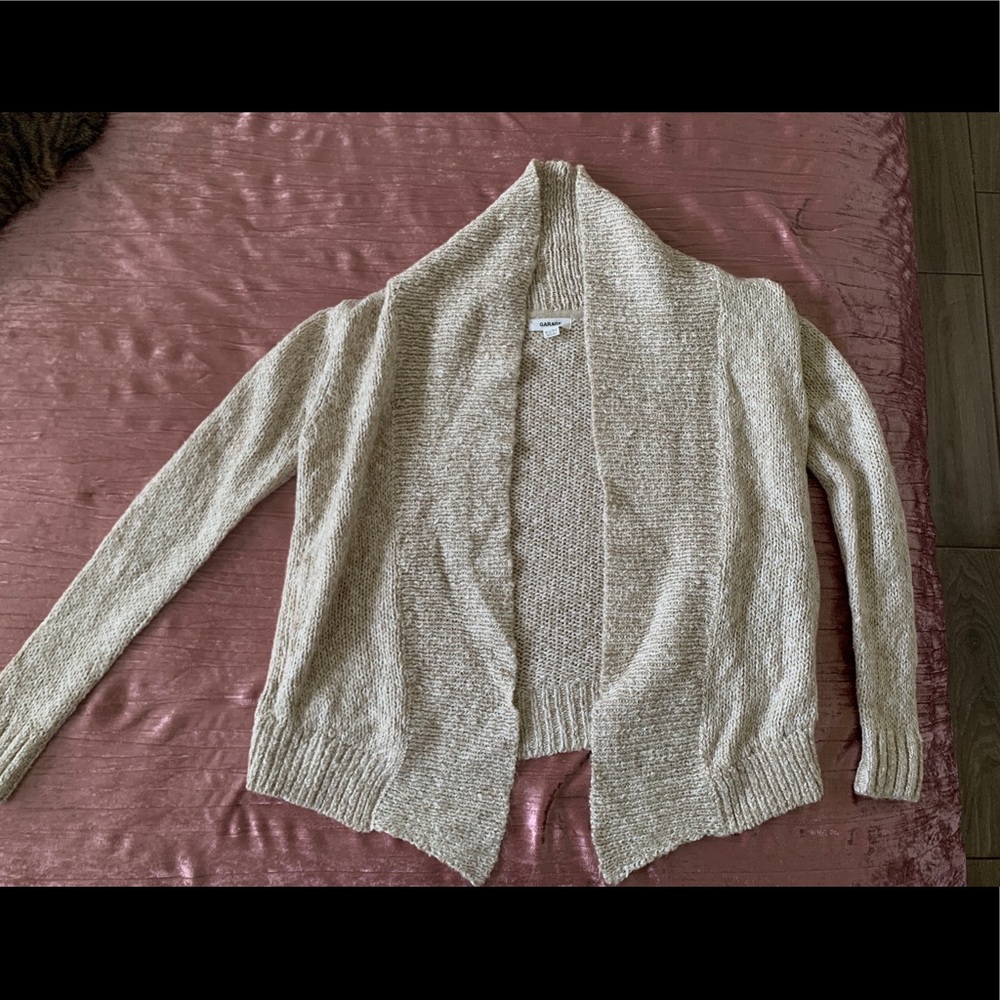 Garage cardigan